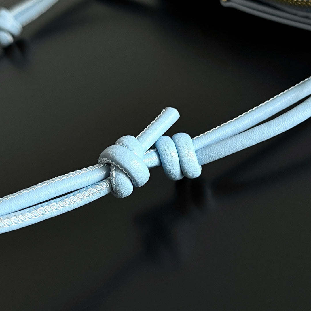 Bottega Veneta 794258 Blue Pouch Bag - detail image 5