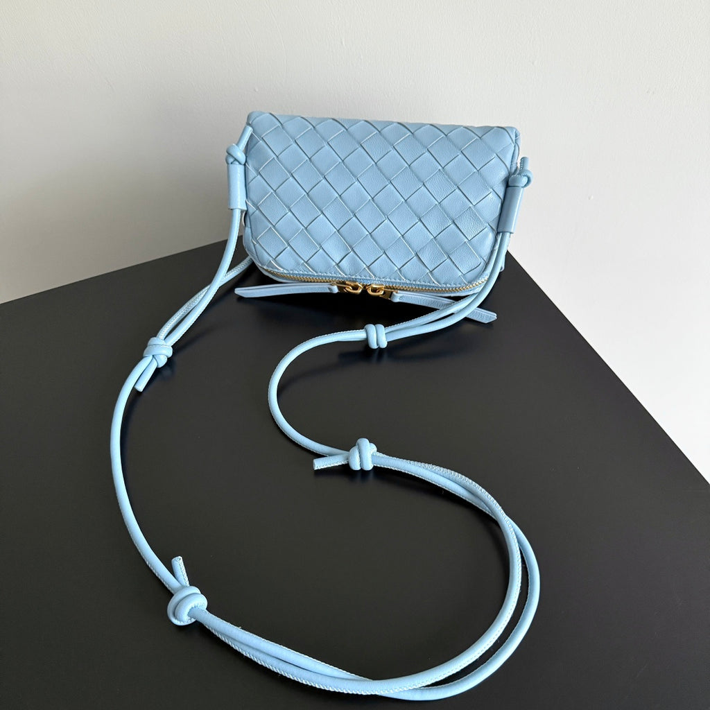Bottega Veneta 794258 Blue Pouch Bag - detail image 7