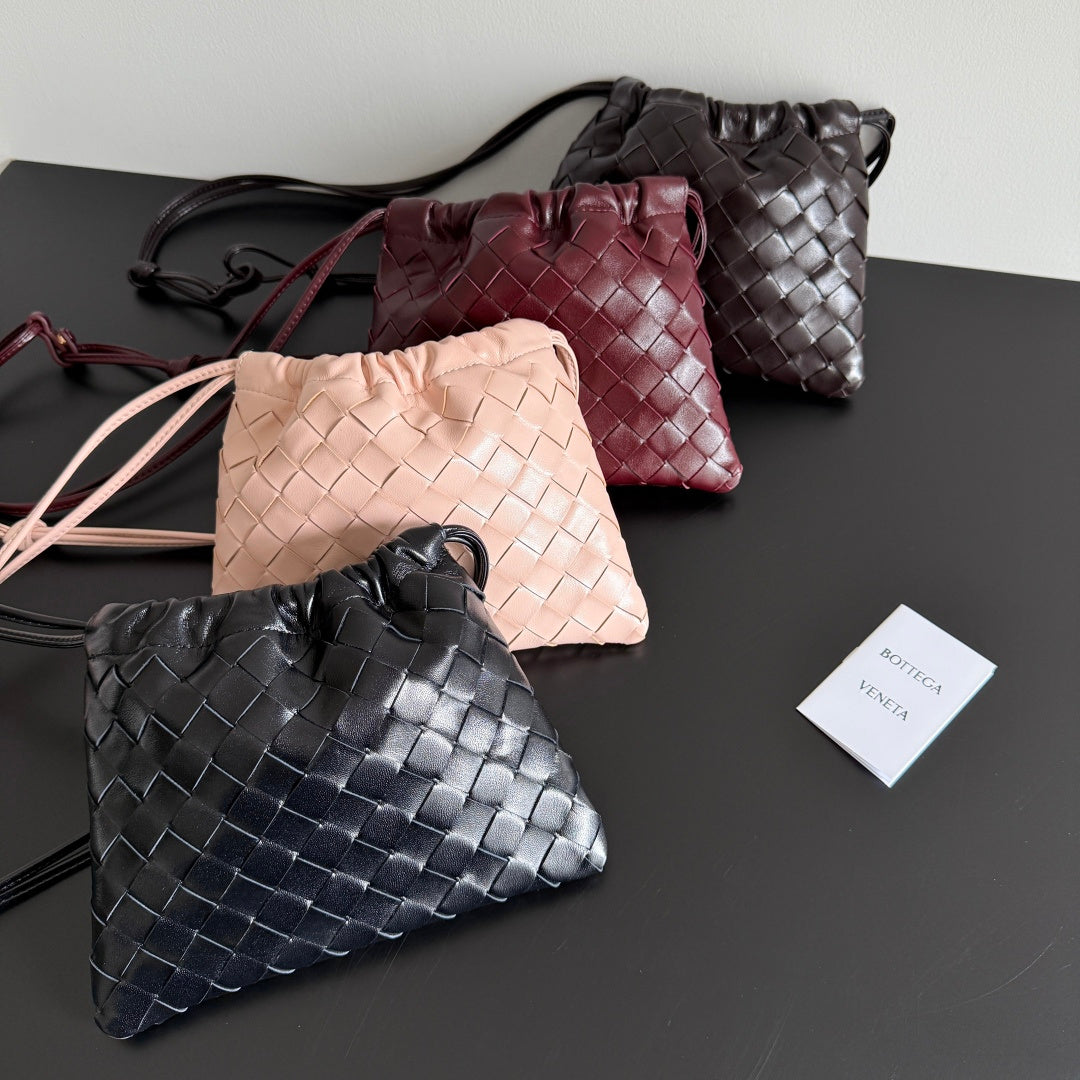 Bottega Veneta Multicolor Designer Handbag Edition 43