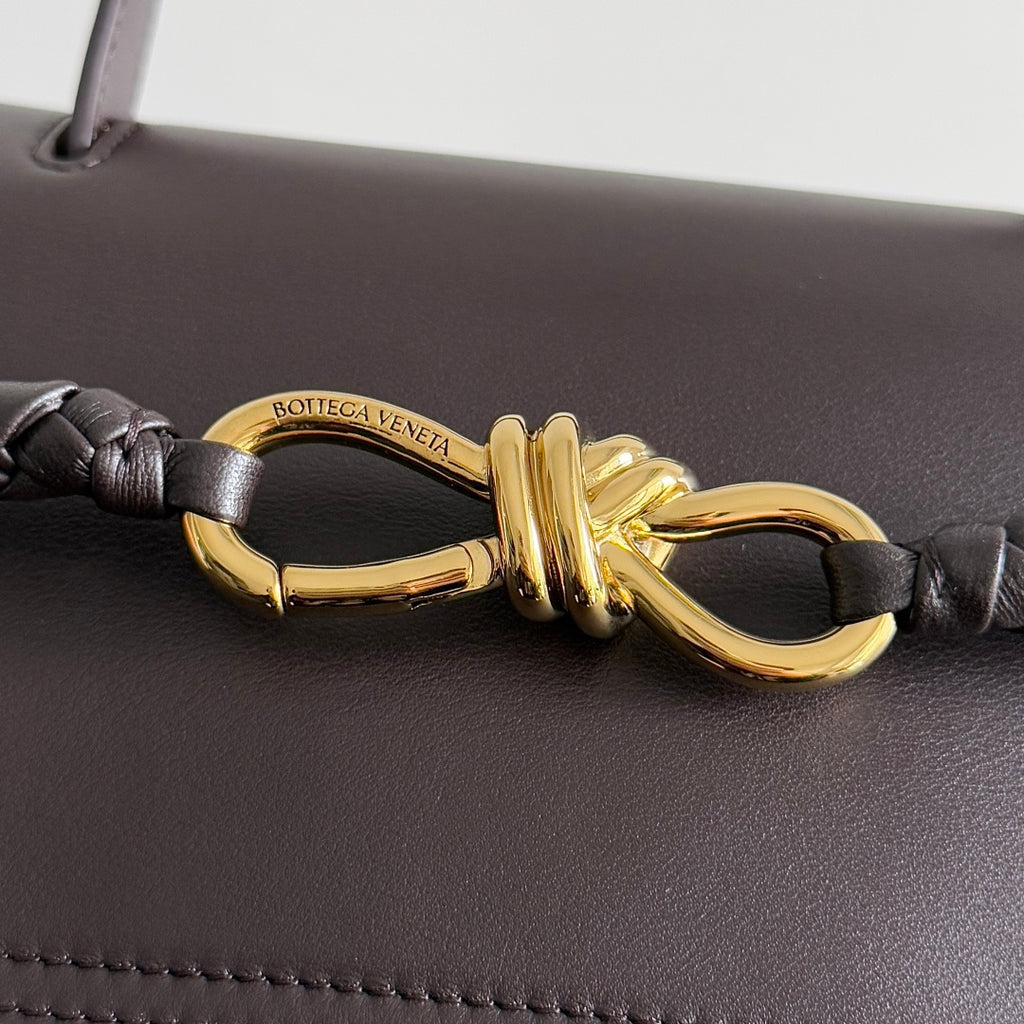 Bottega Veneta 817231 Black Designer Handbag Edition 3 - detail image 5