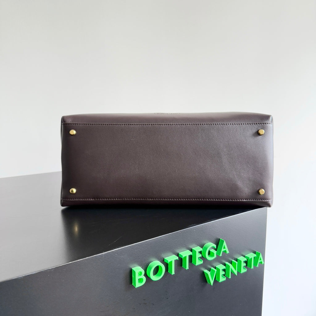 Bottega Veneta 817231 Black Designer Handbag Edition 3 - detail image 4
