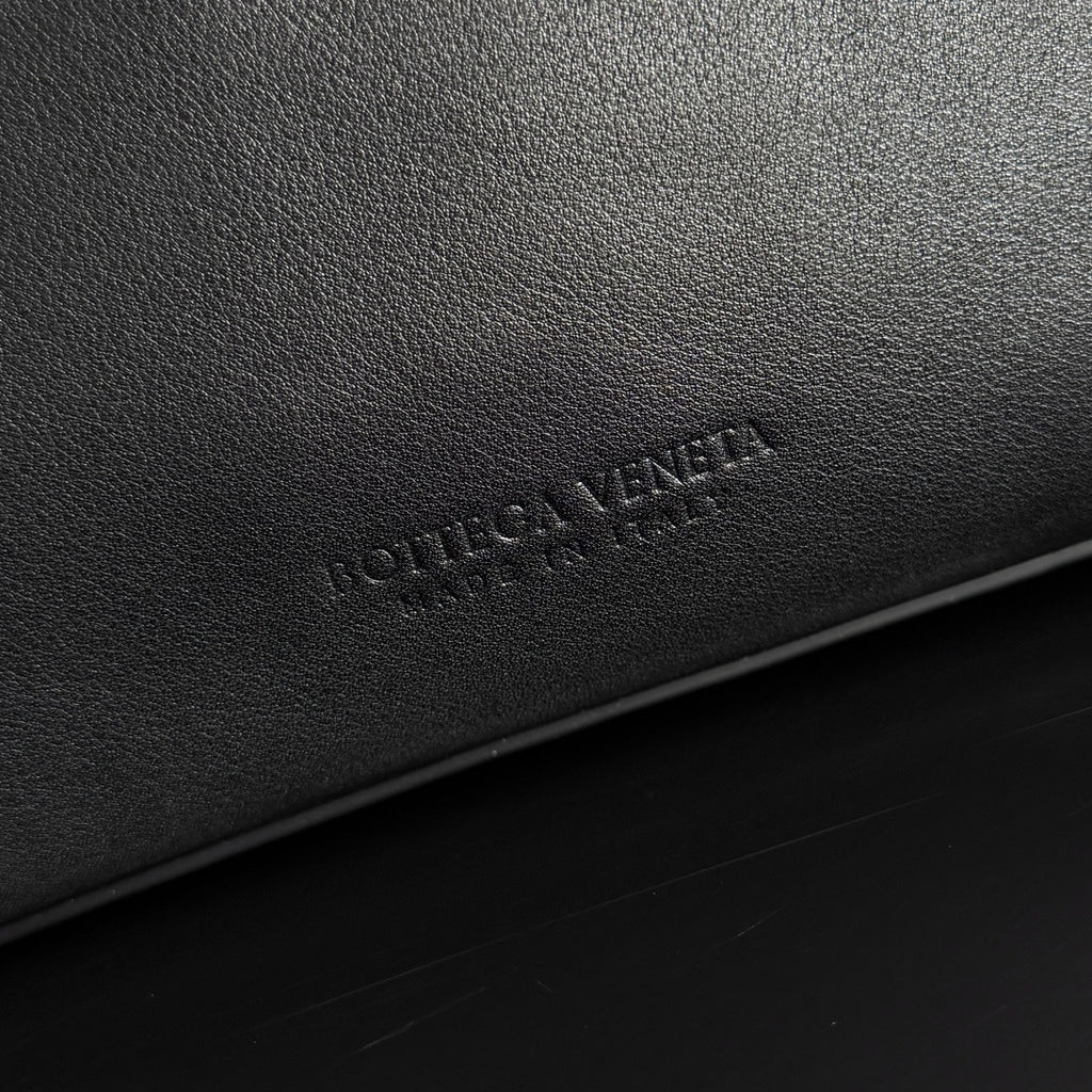 Bottega Veneta 817231 Black Designer Handbag Edition 2 - detail image 6