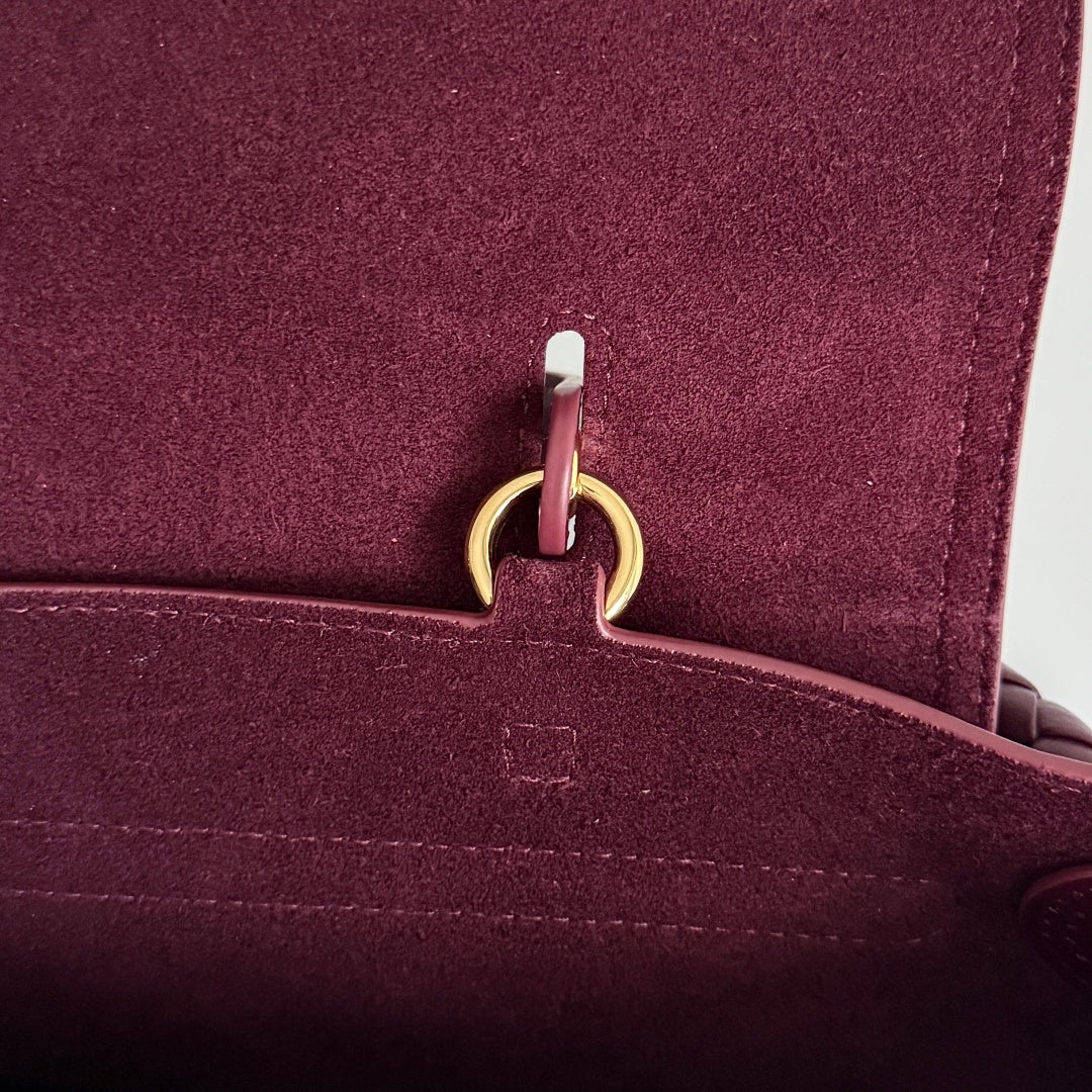 Bottega Veneta Red & Black Designer Handbag Edition 23 - detail image 5