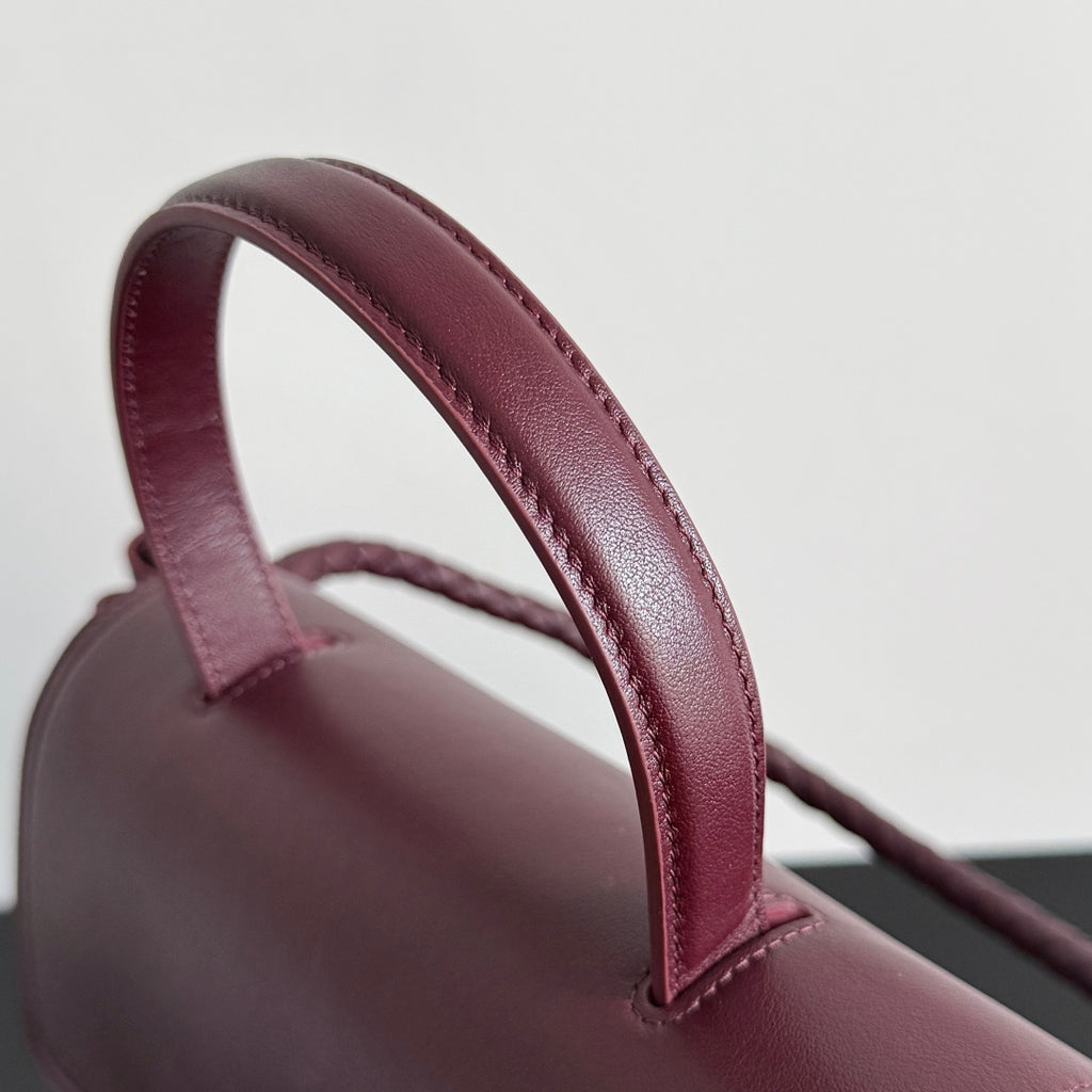 Bottega Veneta Red & Black Designer Handbag Edition 23 - detail image 7
