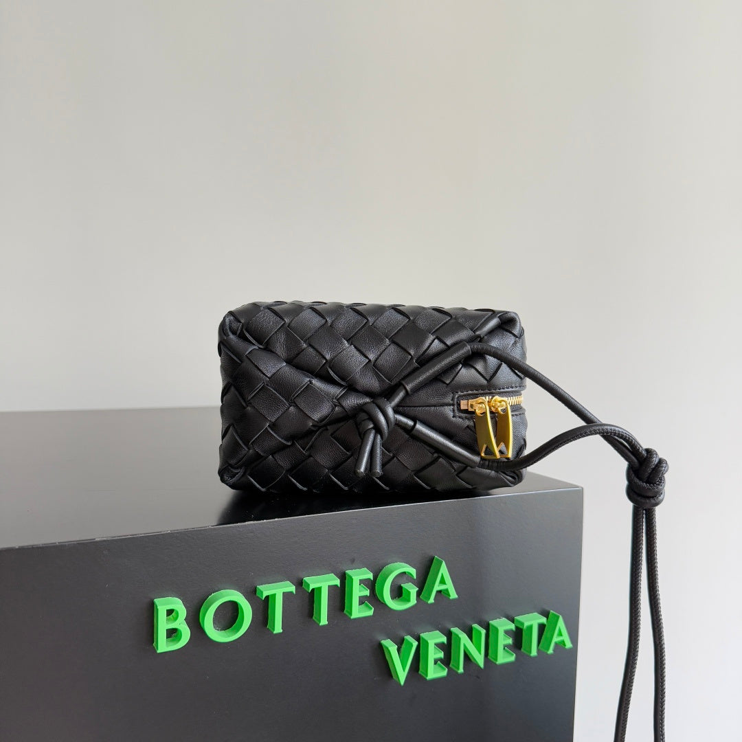 Bottega Veneta 680255 Black Designer Handbag - detail image 3