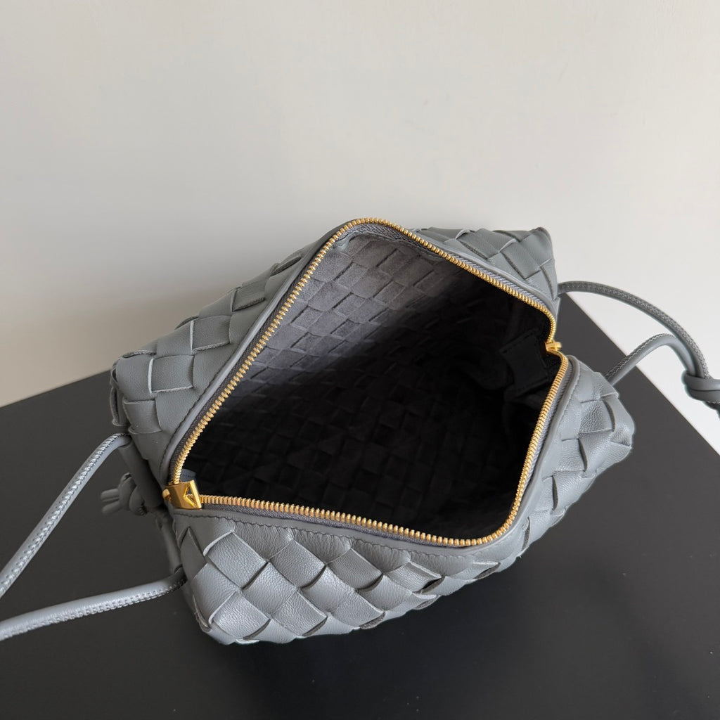 Bottega Veneta 680255 Gray Designer Handbag - detail image 9