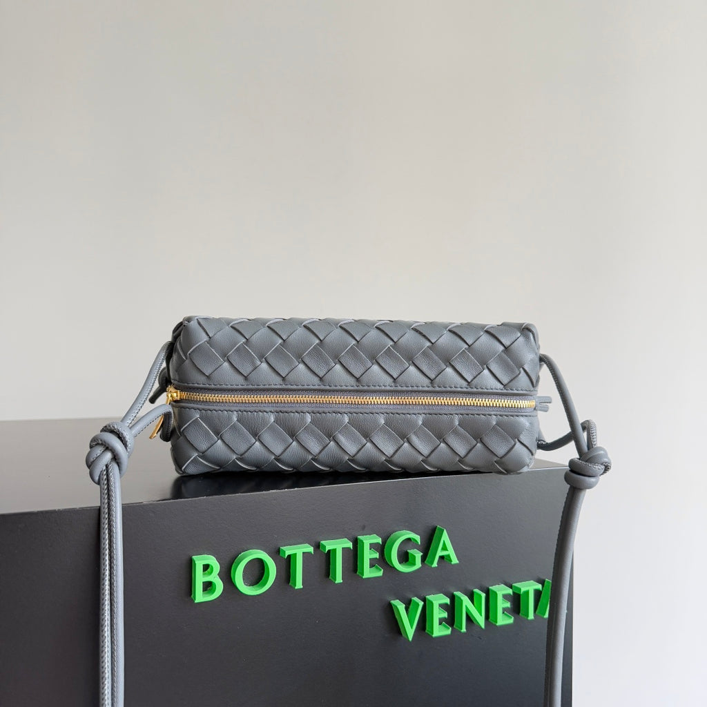 Bottega Veneta 680255 Gray Designer Handbag - detail image 4