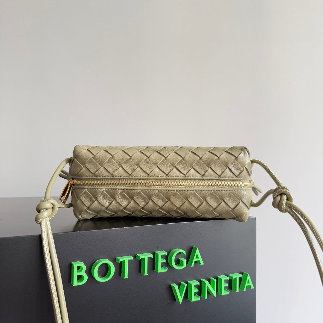 Bottega Veneta 680255 Black & Olive Green Designer Handbag - detail image 4