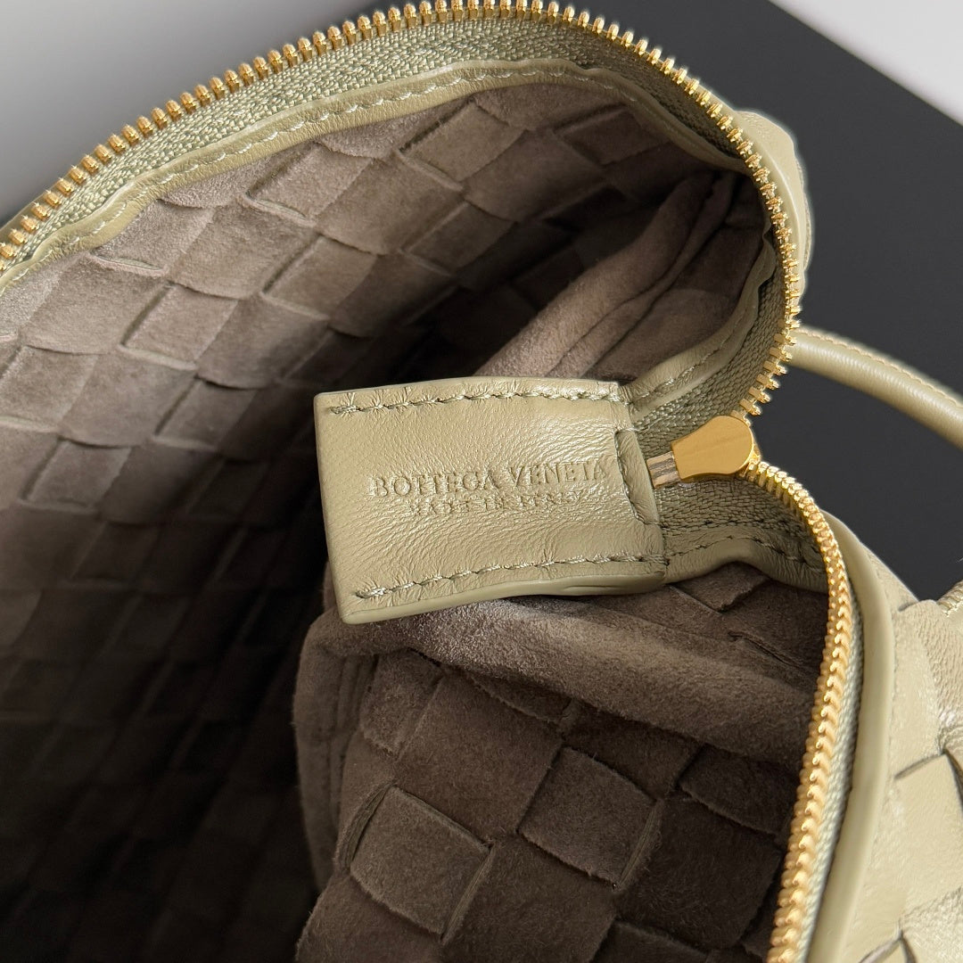 Bottega Veneta 680255 Black & Olive Green Designer Handbag - detail image 8