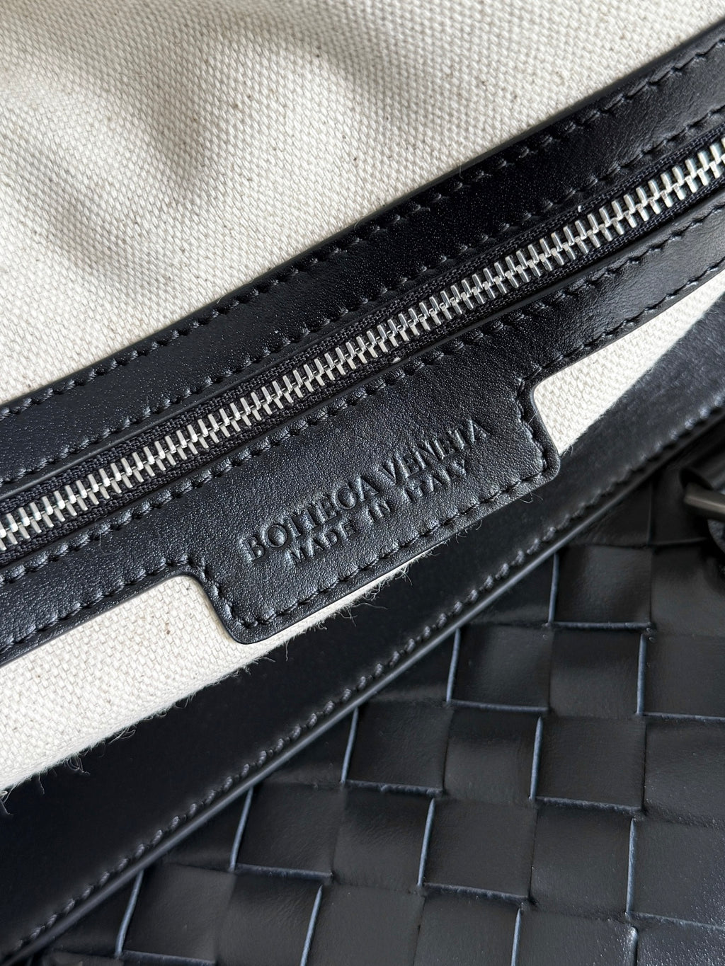 Bottega Veneta 795287 Black Designer Wallet - detail image 7