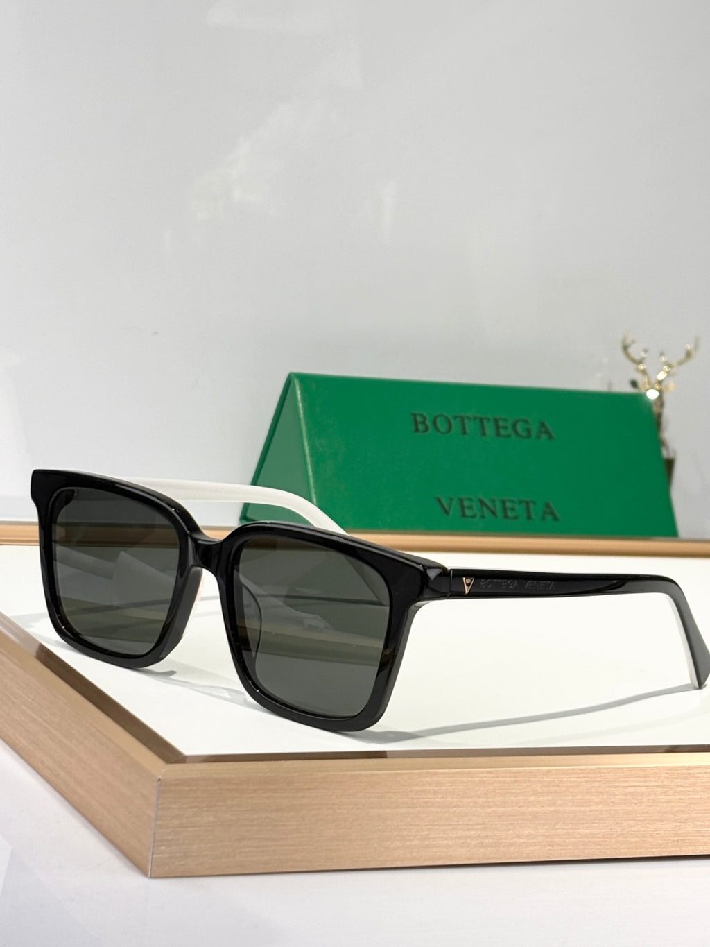Bottega Veneta BV1228 Green & Brown Designer Sunglasses 54-18-145 mm - detail image 3