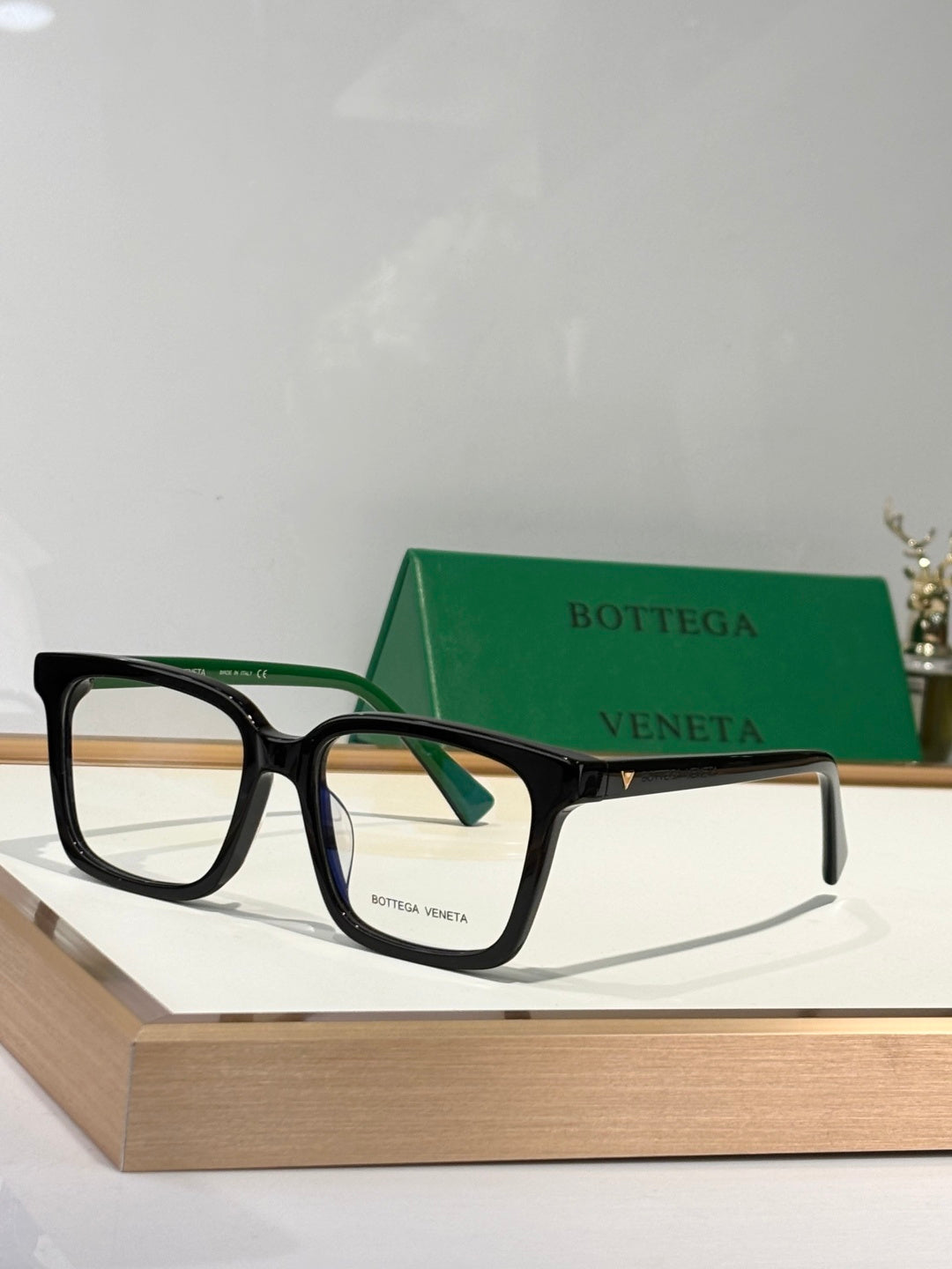 Bottega Veneta BV1228 Green & Brown Designer Sunglasses 54-18-145 mm - detail image 8