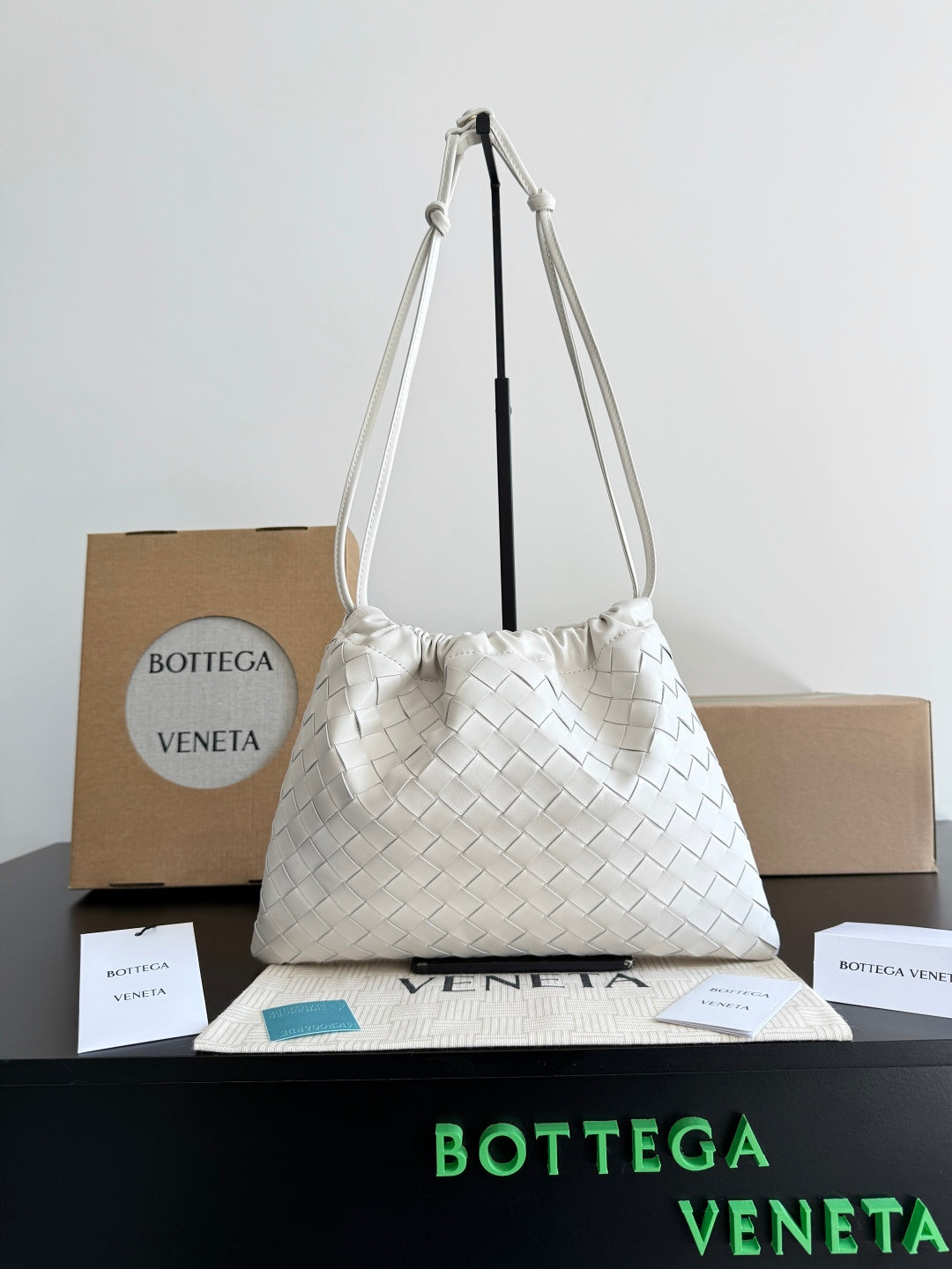 Bottega Veneta Black Designer Handbag Edition 813