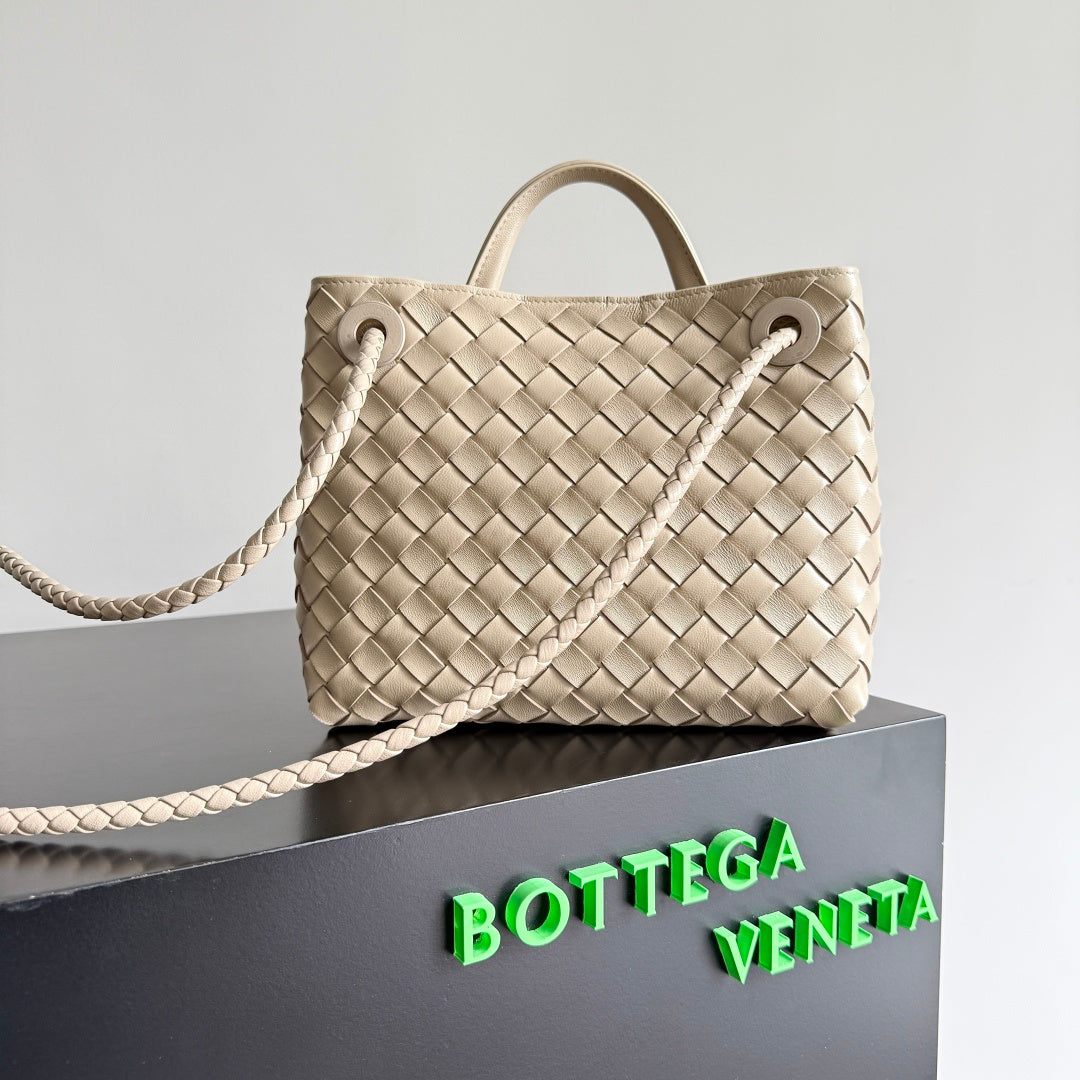 Bottega Veneta 743568 Silver Designer Handbag Edition 12 - detail image 3