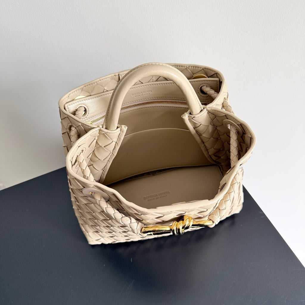 Bottega Veneta 743568 Silver Designer Handbag Edition 12 - detail image 9