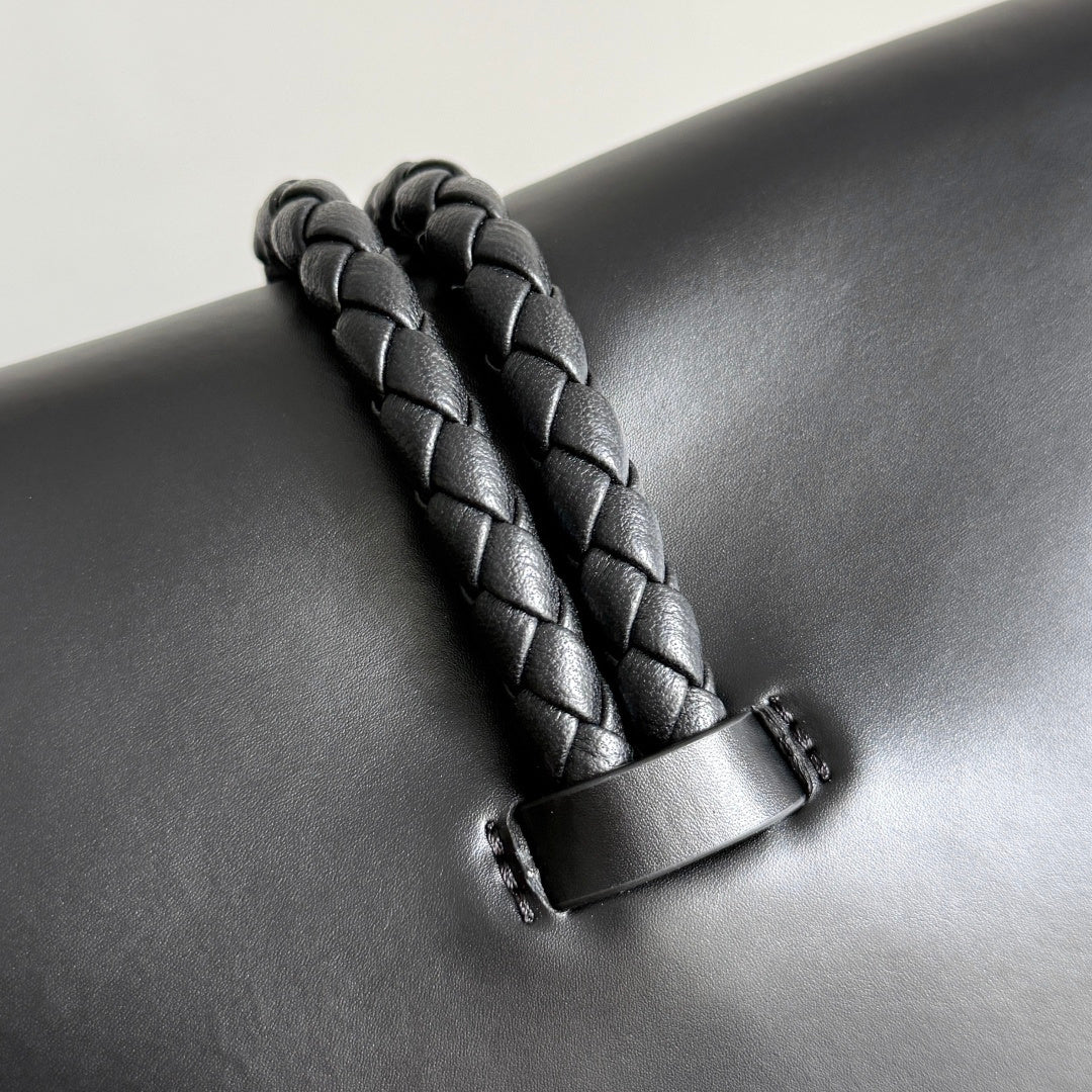Bottega Veneta 826147 Black Mini Bag - detail image 6