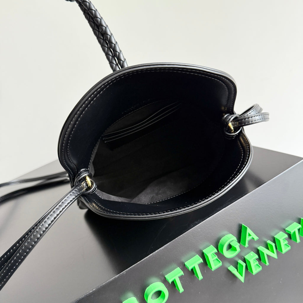 Bottega Veneta 826147 Black Mini Bag - detail image 9