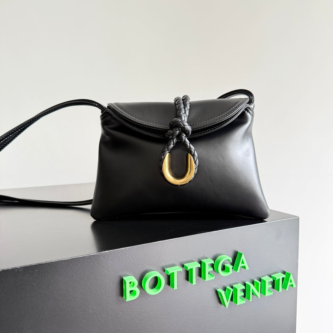 Bottega Veneta 826147 Black Mini Bag