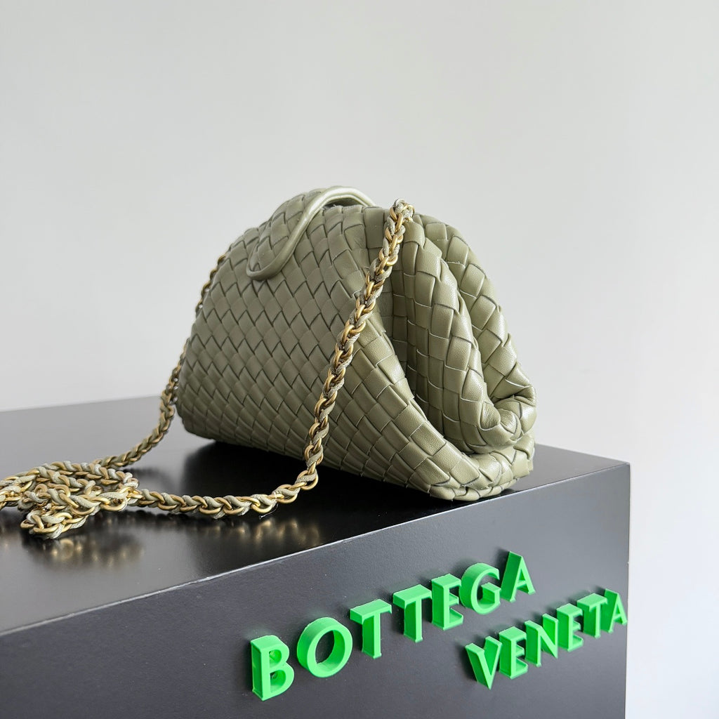 Bottega Veneta 804038 Black Clutch Bag Edition 2 - detail image 2