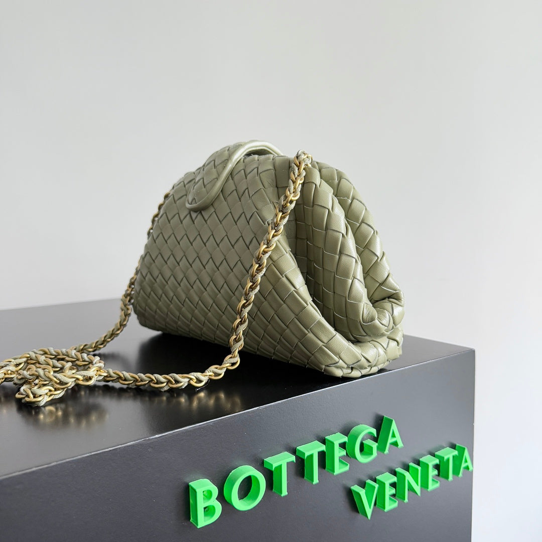 Bottega Veneta 804038 Black Clutch Bag Edition 2 - detail image 2