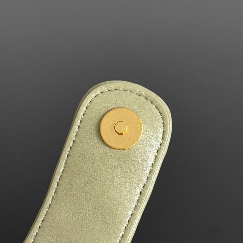 Bottega Veneta 804038 Black Clutch Bag Edition 2 - detail image 5