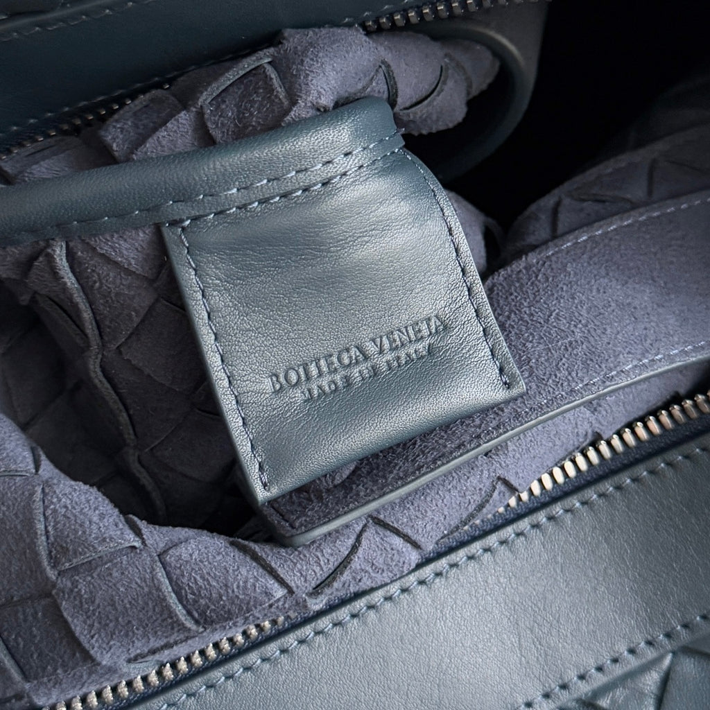 Bottega Veneta 653118 Black Designer Handbag - detail image 8