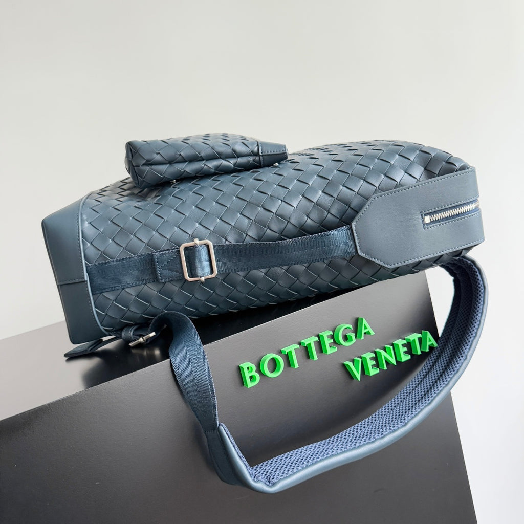 Bottega Veneta 653118 Black Designer Handbag - detail image 4