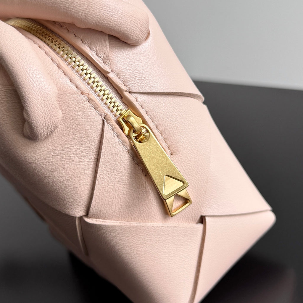 Bottega Veneta 701915 Black Designer Handbag Edition 3 - detail image 6