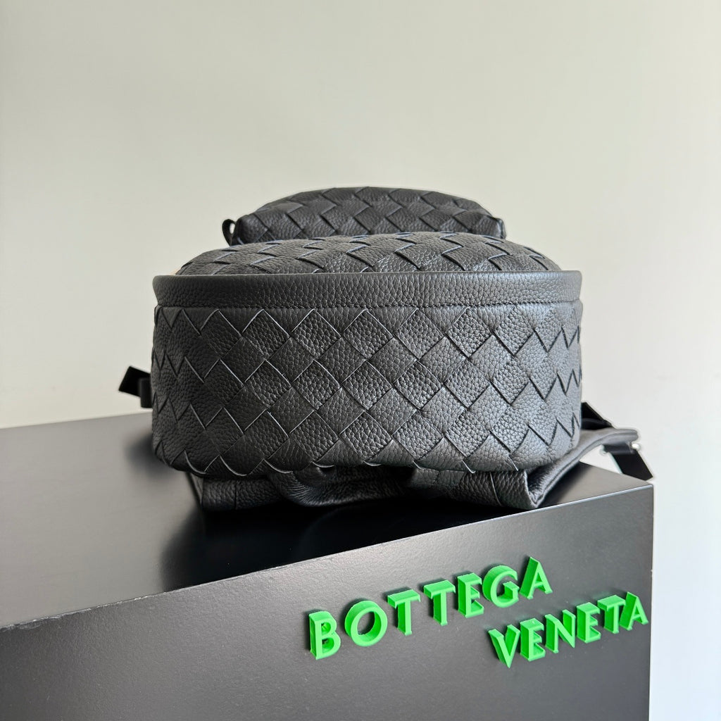 Bottega Veneta 833158 Black Designer Handbag - detail image 4