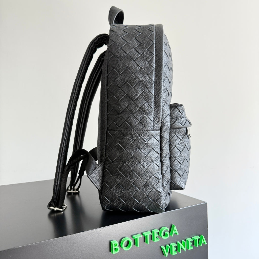 Bottega Veneta 833158 Black Designer Handbag - detail image 2