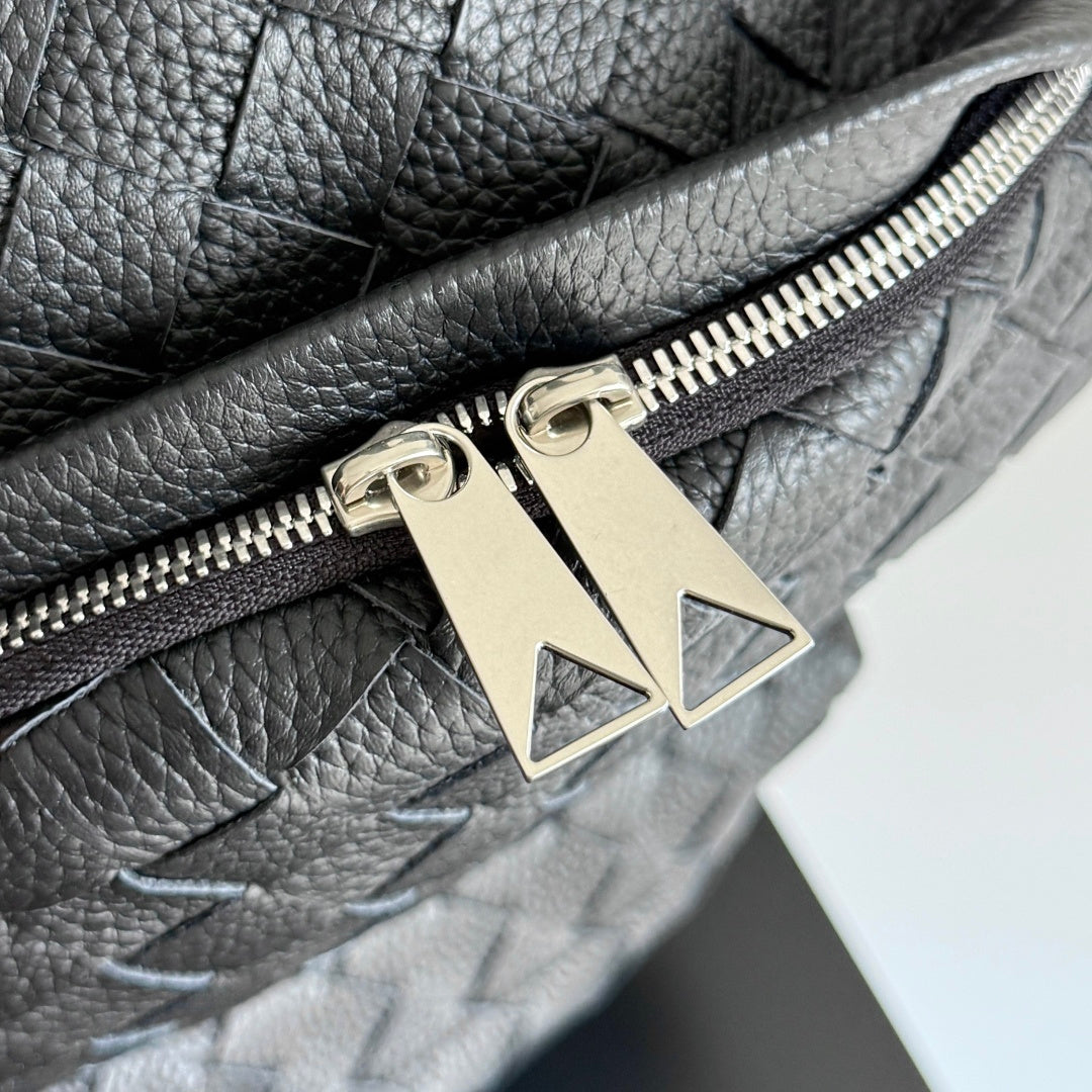 Bottega Veneta 833158 Black Designer Handbag - detail image 6
