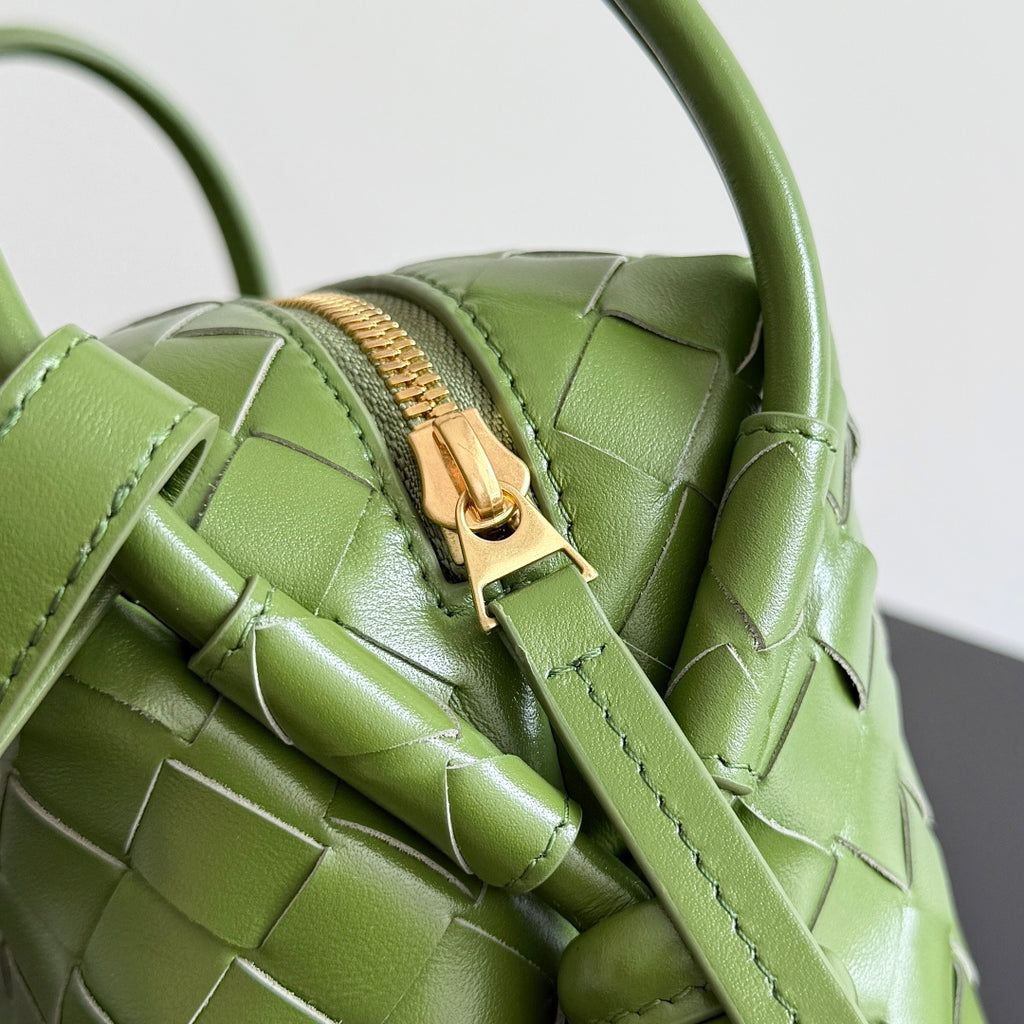 Bottega Veneta 796615 Green Designer Handbag - detail image 5