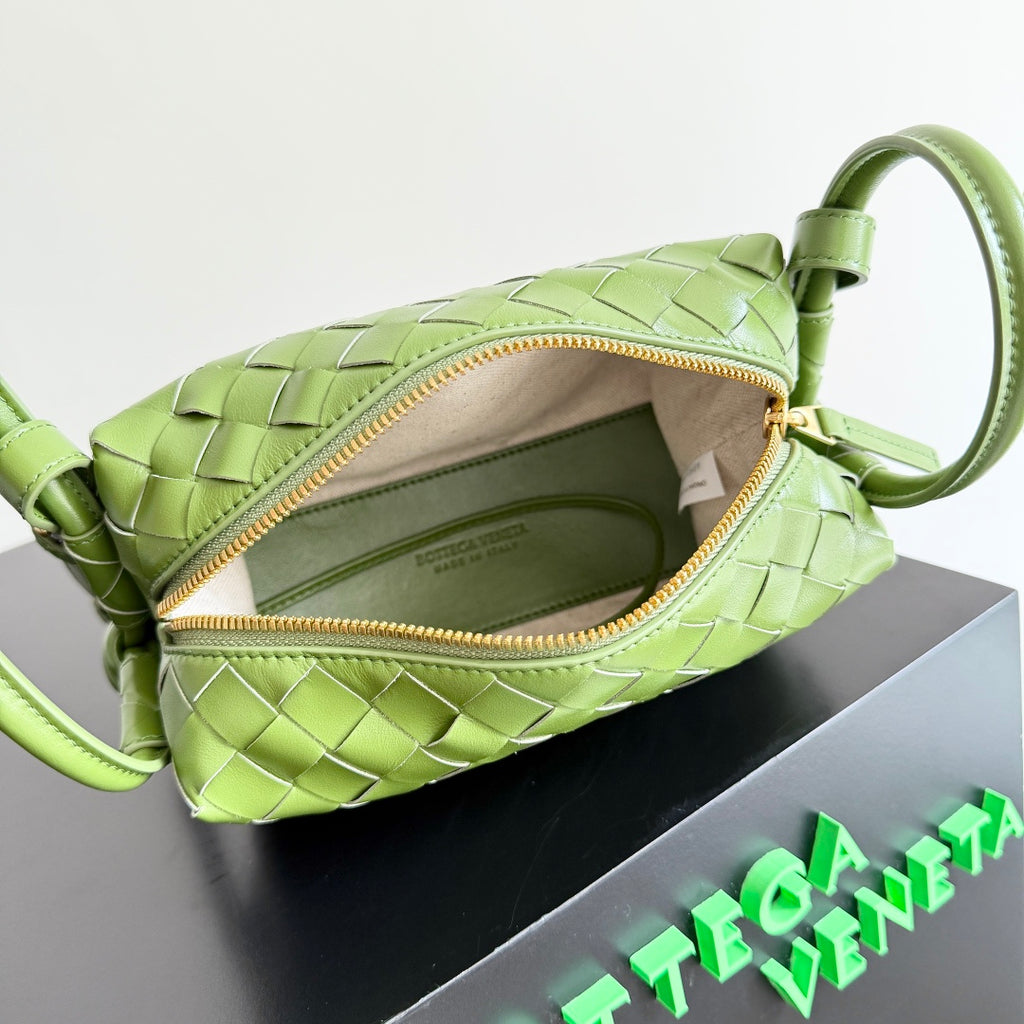 Bottega Veneta 796615 Green Designer Handbag - detail image 9