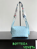 Bottega Veneta Black Designer Handbag Edition 709