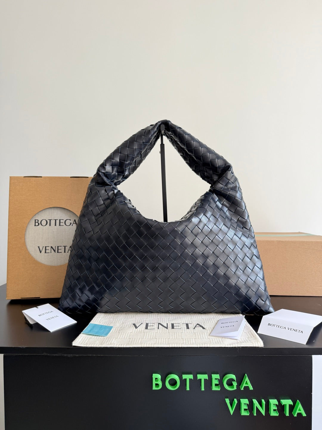 Bottega Veneta Blue Designer Handbag Edition 14