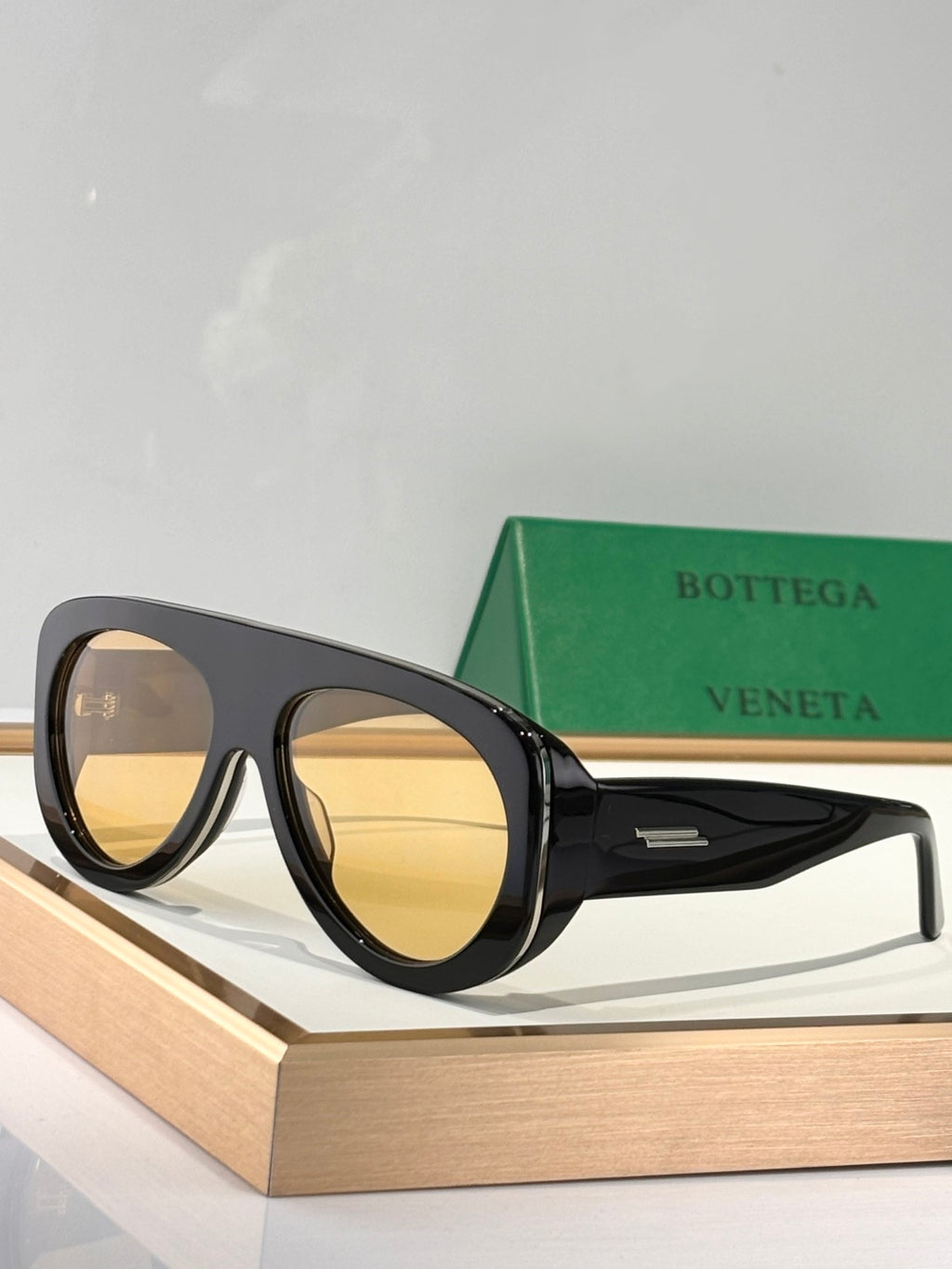 Bottega Veneta BV1362S Rose Gold & Green Designer Sunglasses 58-17-130 mm - detail image 2