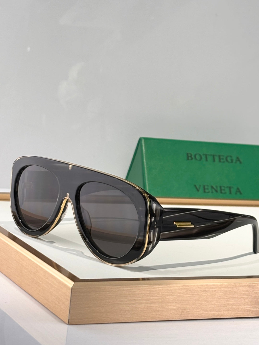Bottega Veneta BV1362S Rose Gold & Green Designer Sunglasses 58-17-130 mm - detail image 5