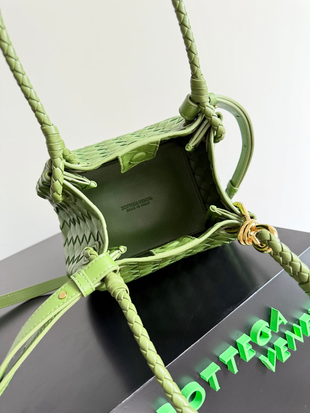 Bottega Veneta 796569 Green Designer Handbag - detail image 9