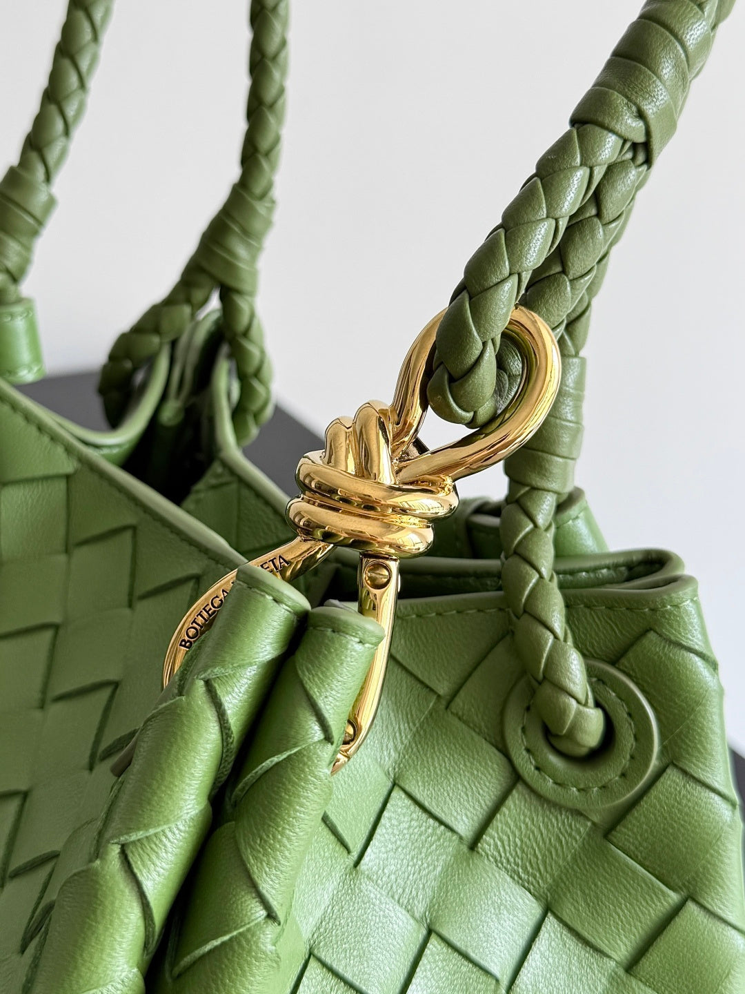 Bottega Veneta 796569 Green Designer Handbag - detail image 5