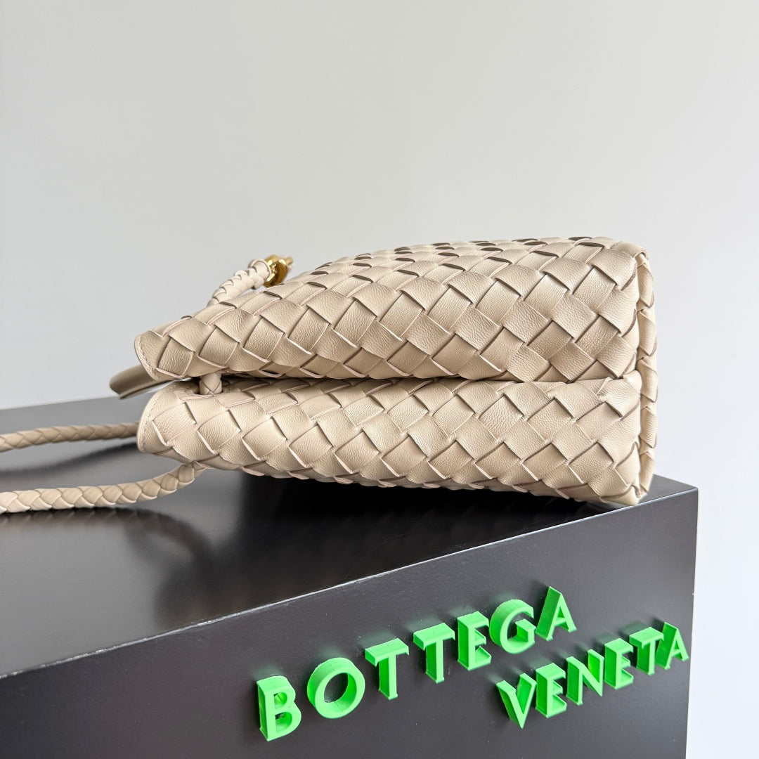 Bottega Veneta 743572 Silver Designer Handbag Edition 4 - detail image 2