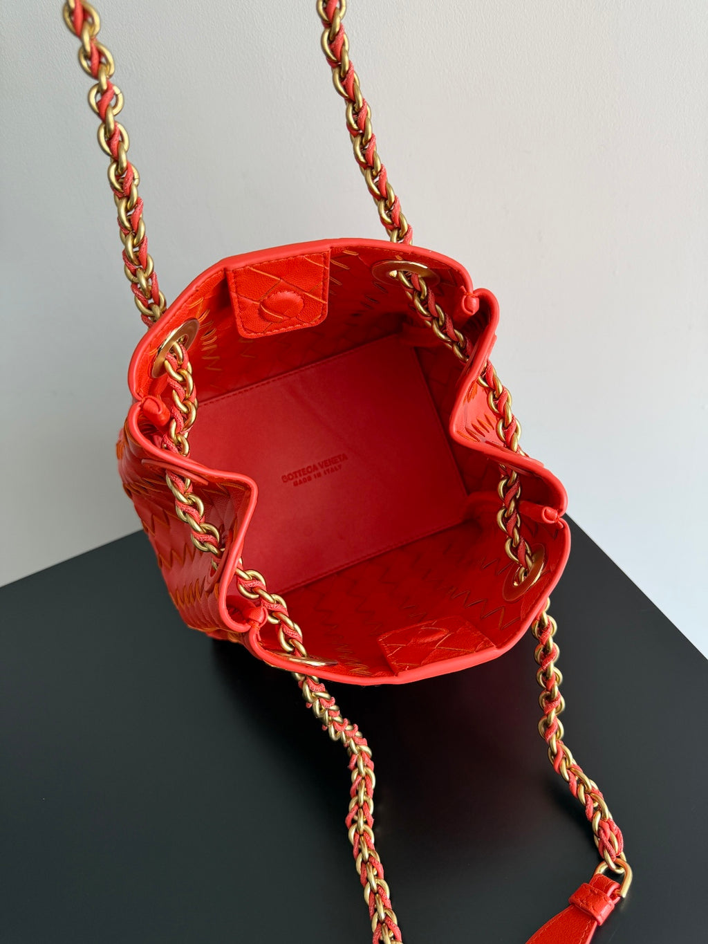Bottega Veneta 817175 Red Chain Bag Edition 2 - detail image 9