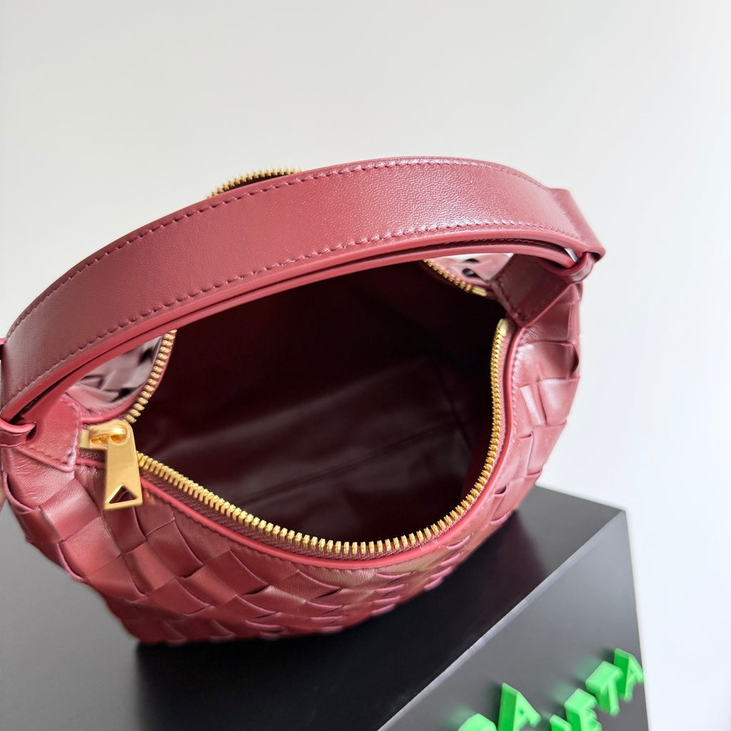 Bottega Veneta 754443 Red Designer Handbag Edition 2 - detail image 9