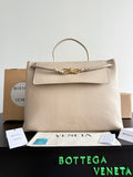 Bottega Veneta Black Designer Handbag Edition 720