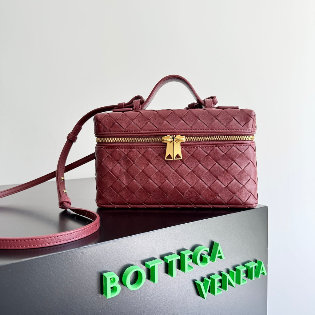 Bottega Veneta 789109 Red Designer Handbag Edition 2