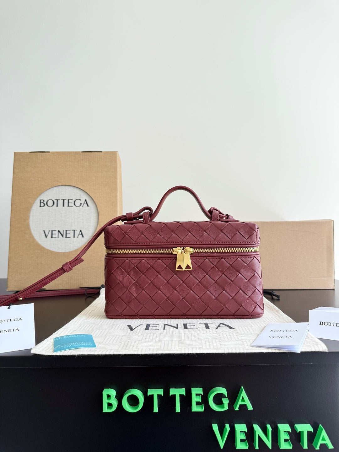 Bottega Veneta Red & Black Designer Handbag Edition 11