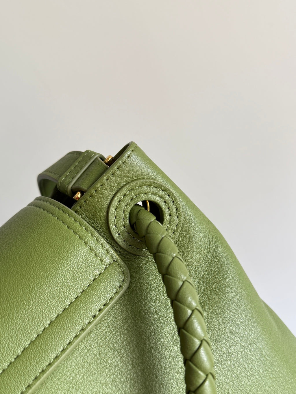 Bottega Veneta Green & Olive Green Designer Handbag - detail image 3