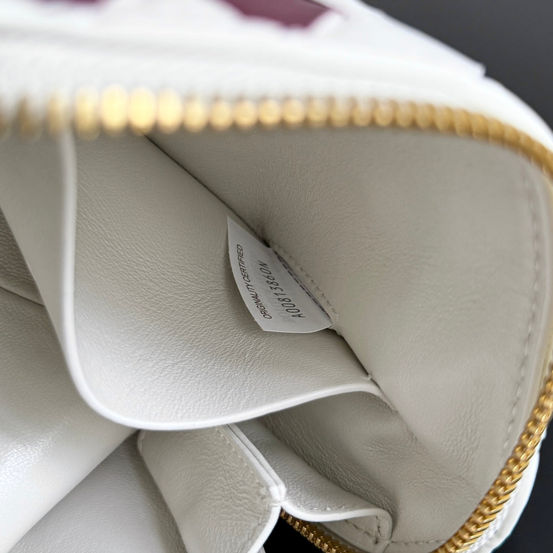 Bottega Veneta 794258 Silver Pouch Bag Edition 5 - detail image 7