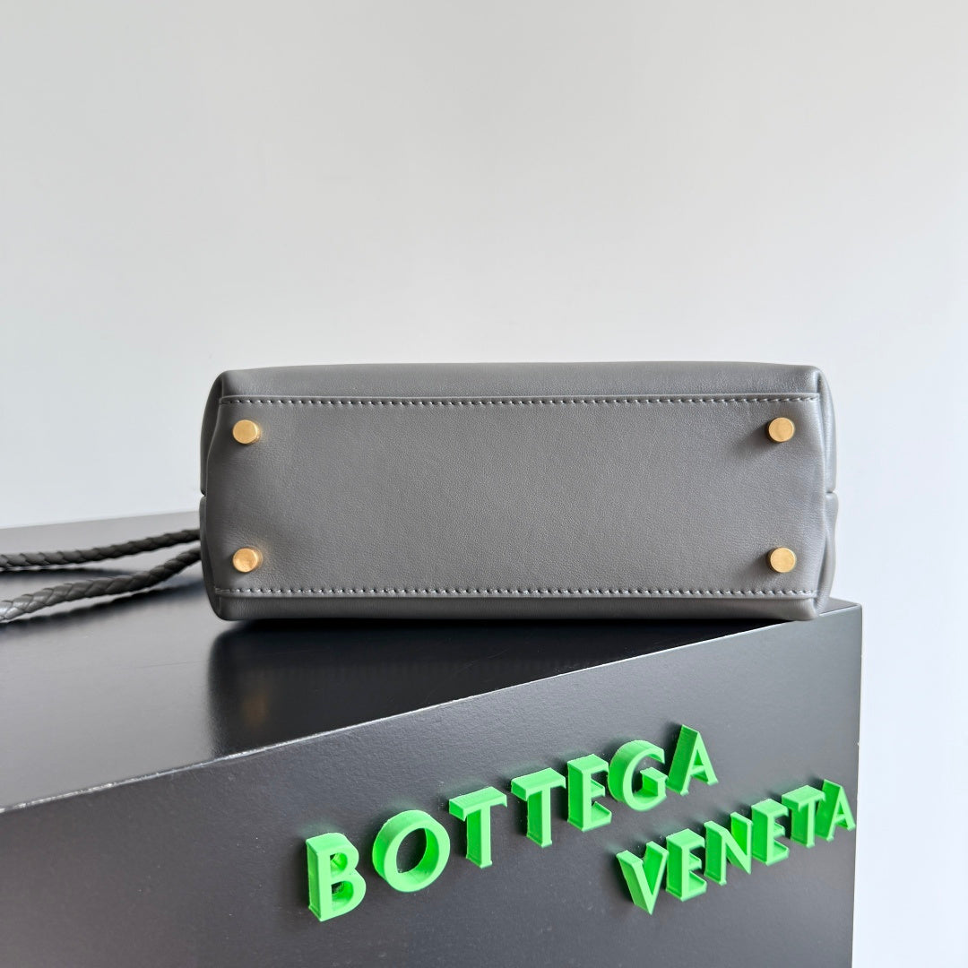 Bottega Veneta 810213 Black Hobo Bag - detail image 5