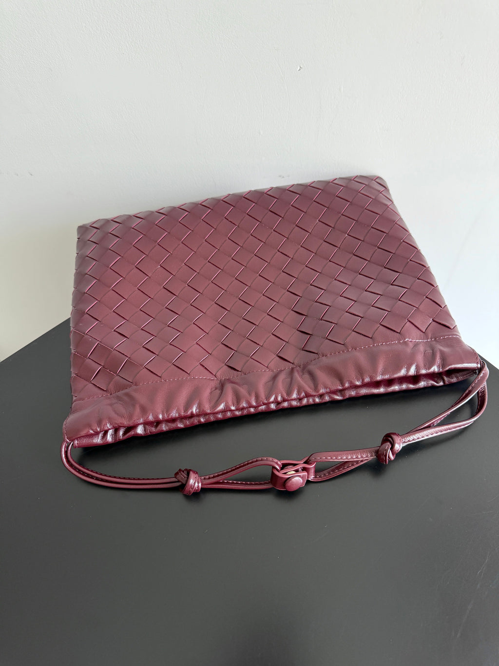Bottega Veneta 796728 Black & Red Hobo Bag Edition 2 - detail image 5
