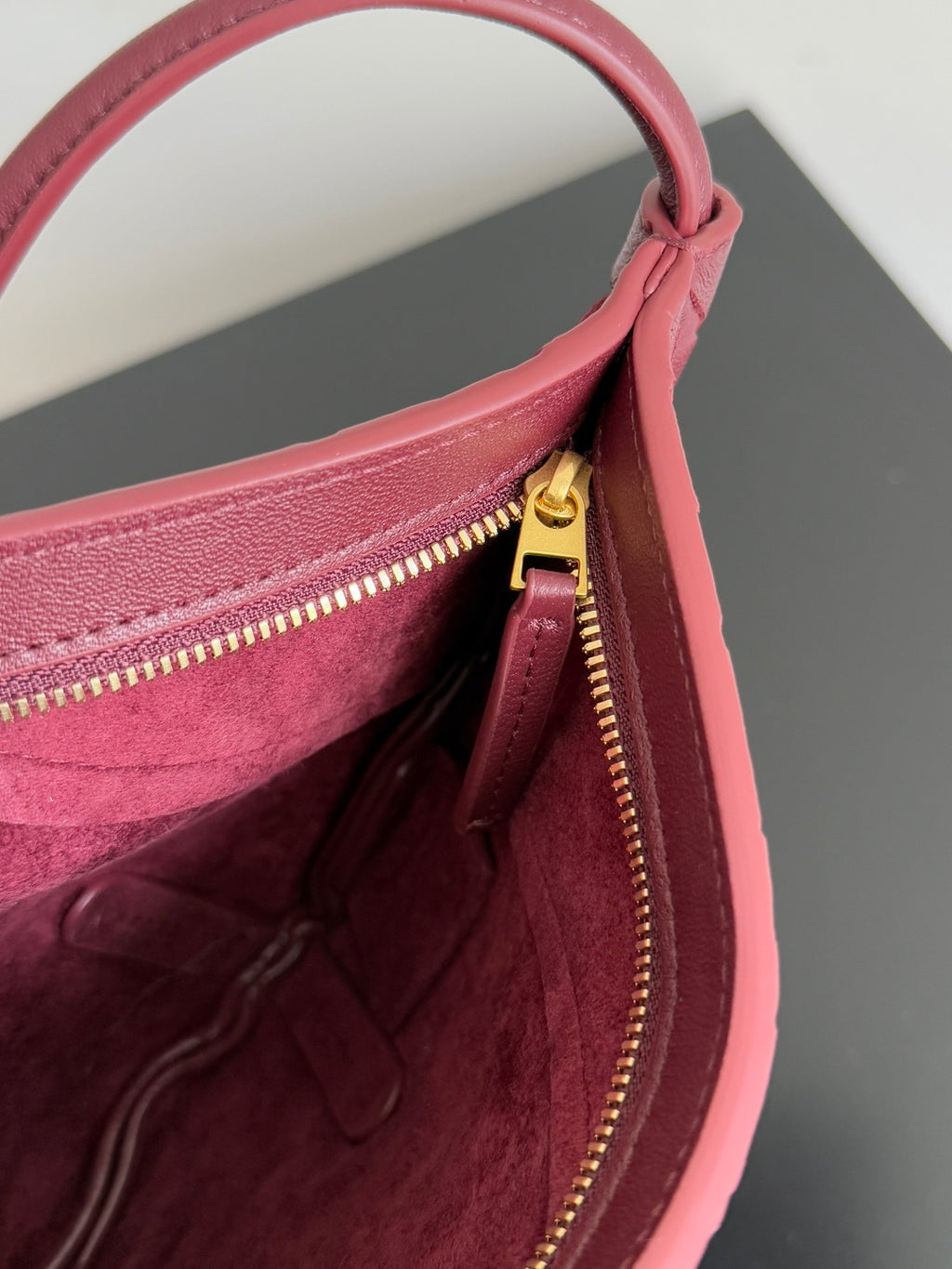 Bottega Veneta 796378 Red Hobo Bag - detail image 7